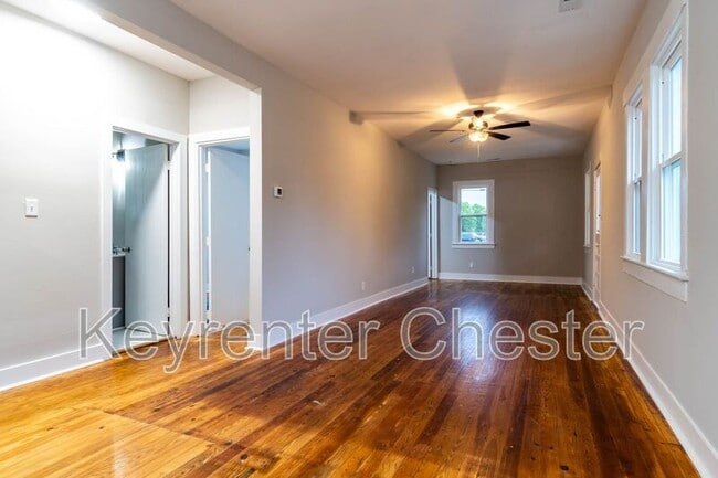 Building Photo - 3500 Oaklawn Blvd