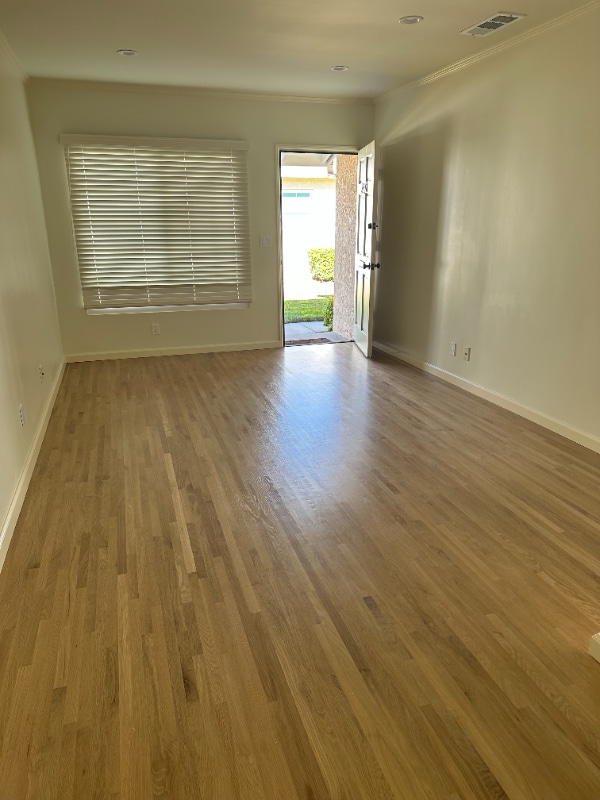 Building Photo - 2580-2580 N Brighton St