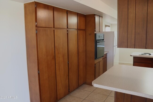 Building Photo - 517 Phillip Dr