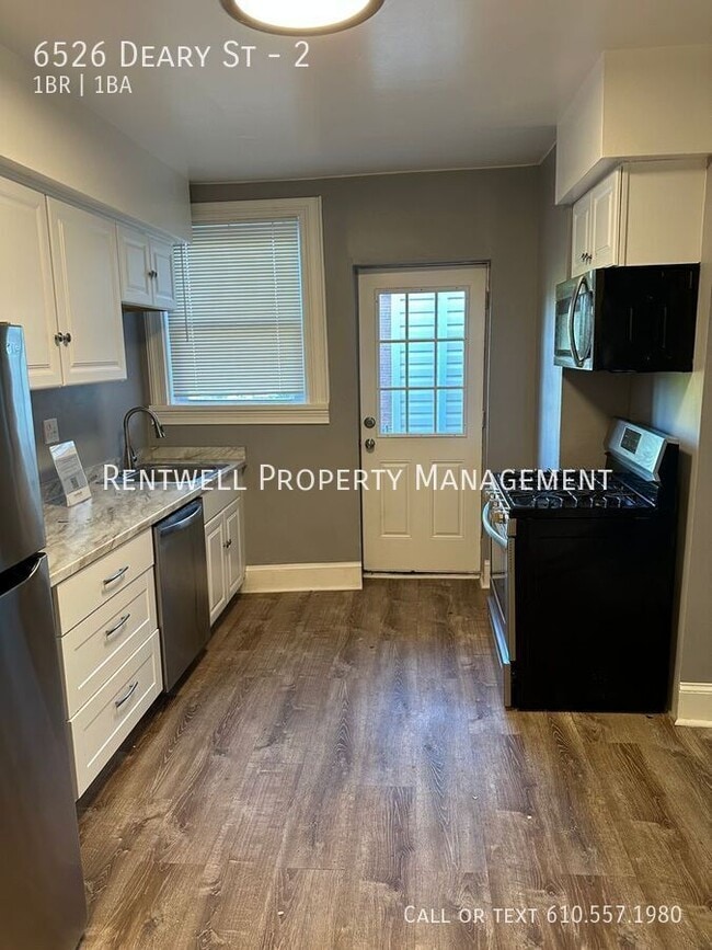 Building Photo - 6526 Deary St