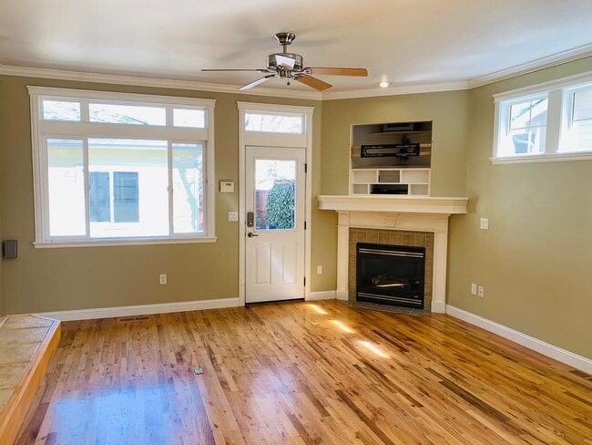 Building Photo - Beautiful Home In South East Boise!