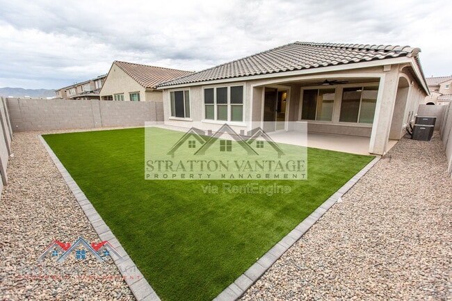 Building Photo - 17645 W Palo Verde Dr