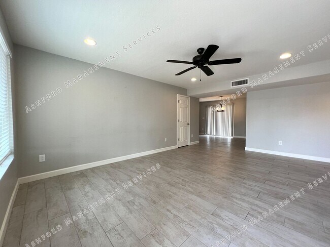 Building Photo - REMODELED 3 BEDROOM 2 BATH GEM WITH DETACH...