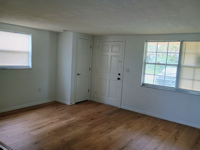 Building Photo - Waterfront Property on CANAL !!!       ***...