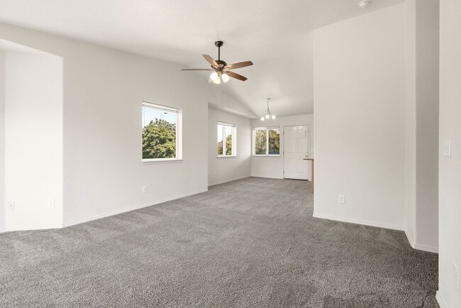 Building Photo - 3442 W Lilac Ct