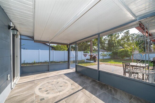 Building Photo - 125 Cranfield Ct