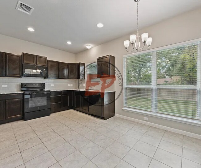Building Photo - 2217 Petersburg Ln
