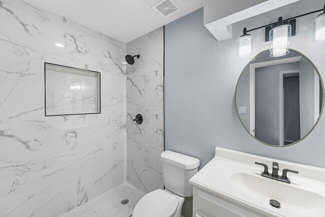 Building Photo - 14234 Cellini Dr