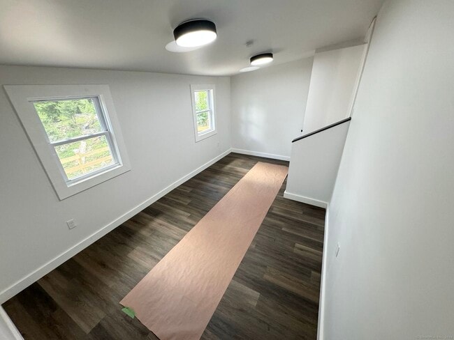 Building Photo - 22 Hemlock Trail