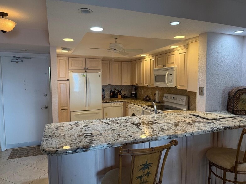 Building Photo - 6000 N Ocean Blvd