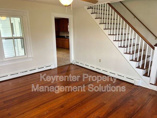 Building Photo - 209 Tanner Ln