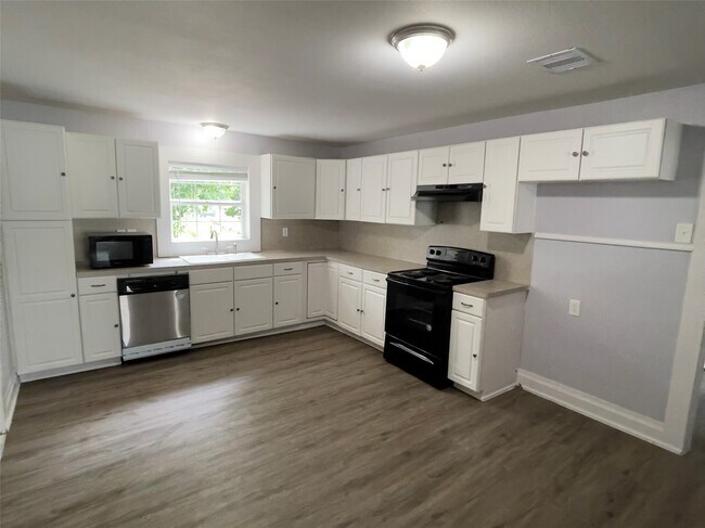 Building Photo - 74 Co Rd 2415