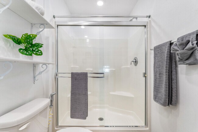 Building Photo - 7225 Cedar Rd