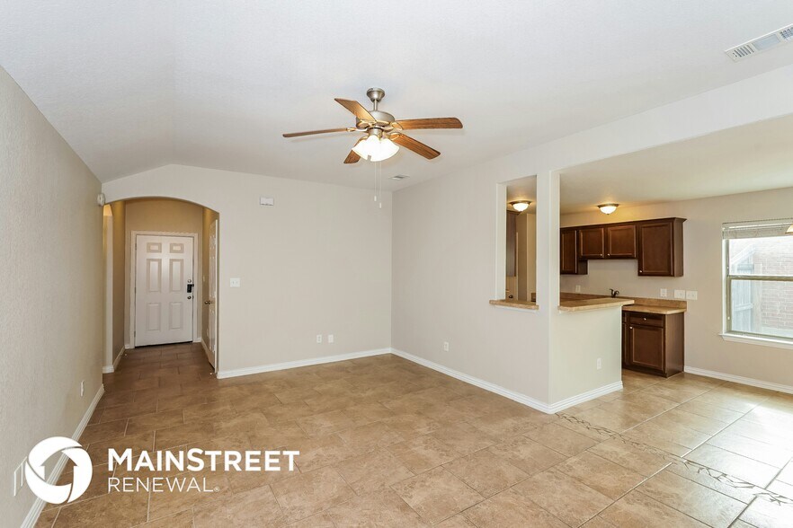 Building Photo - 8108 Raleigh Dr