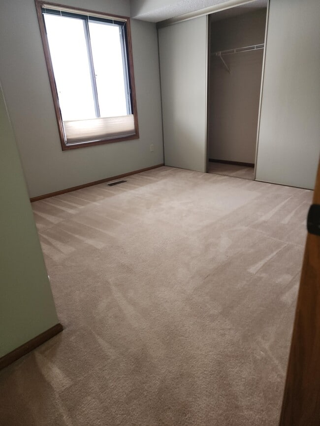 Building Photo - 3670 Gettysburg Ave S