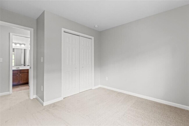 Building Photo - 5612 Moresby Ct