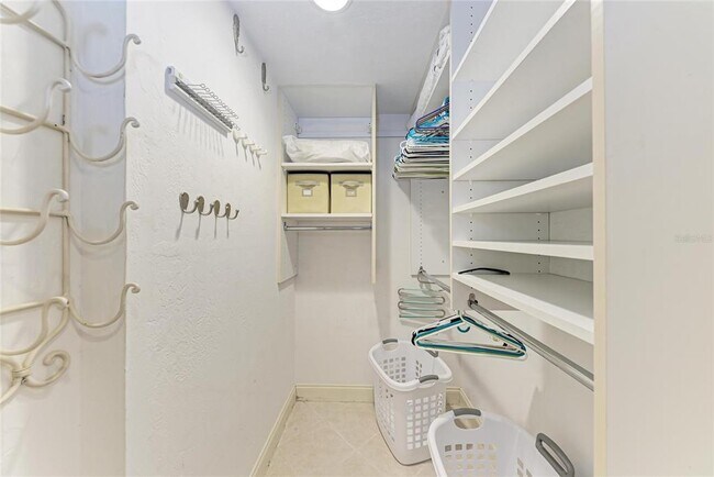 Building Photo - 1212 Benjamin Franklin Dr