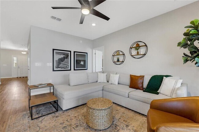 Building Photo - 3941 White Ibis Rd