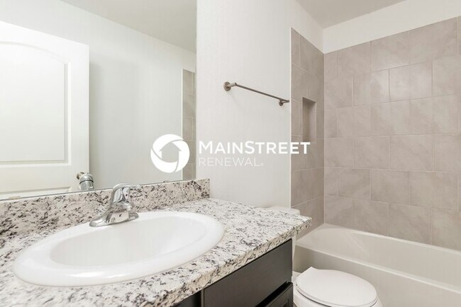 Building Photo - 3 Bedroom Pet-Friendly Home in New Braunfels, TX with Main Street Renewal