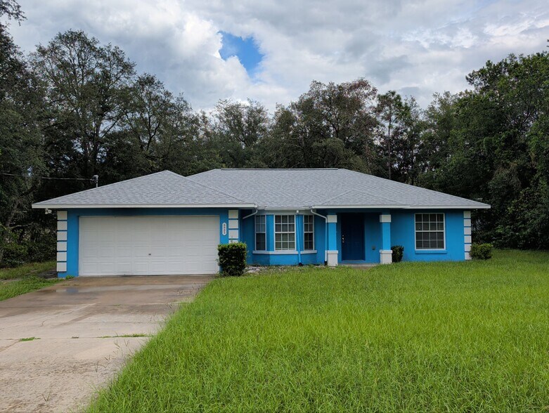 Building Photo - 8885 N Gilovu Dr