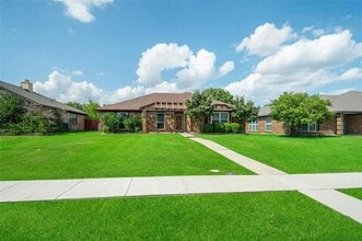 Building Photo - 1533 Springaire Ln