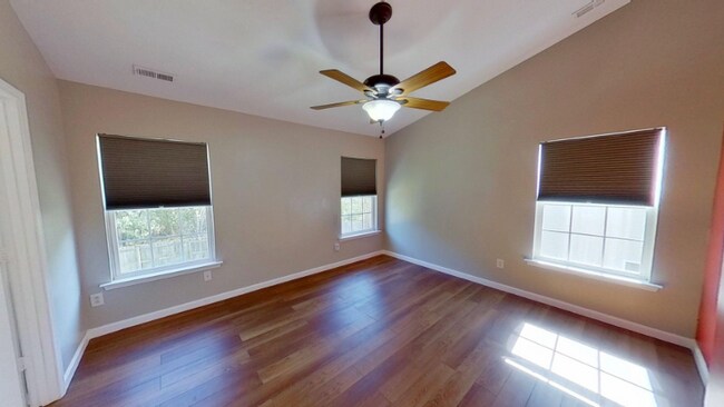 Building Photo - 6530 Guard Hill Dr
