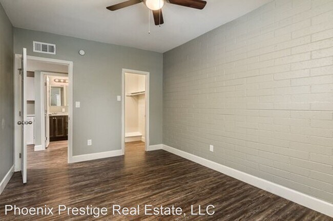 Building Photo - 1518 W Colter St