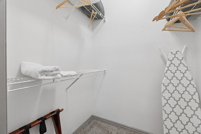 Building Photo - 12100 Metric Blvd