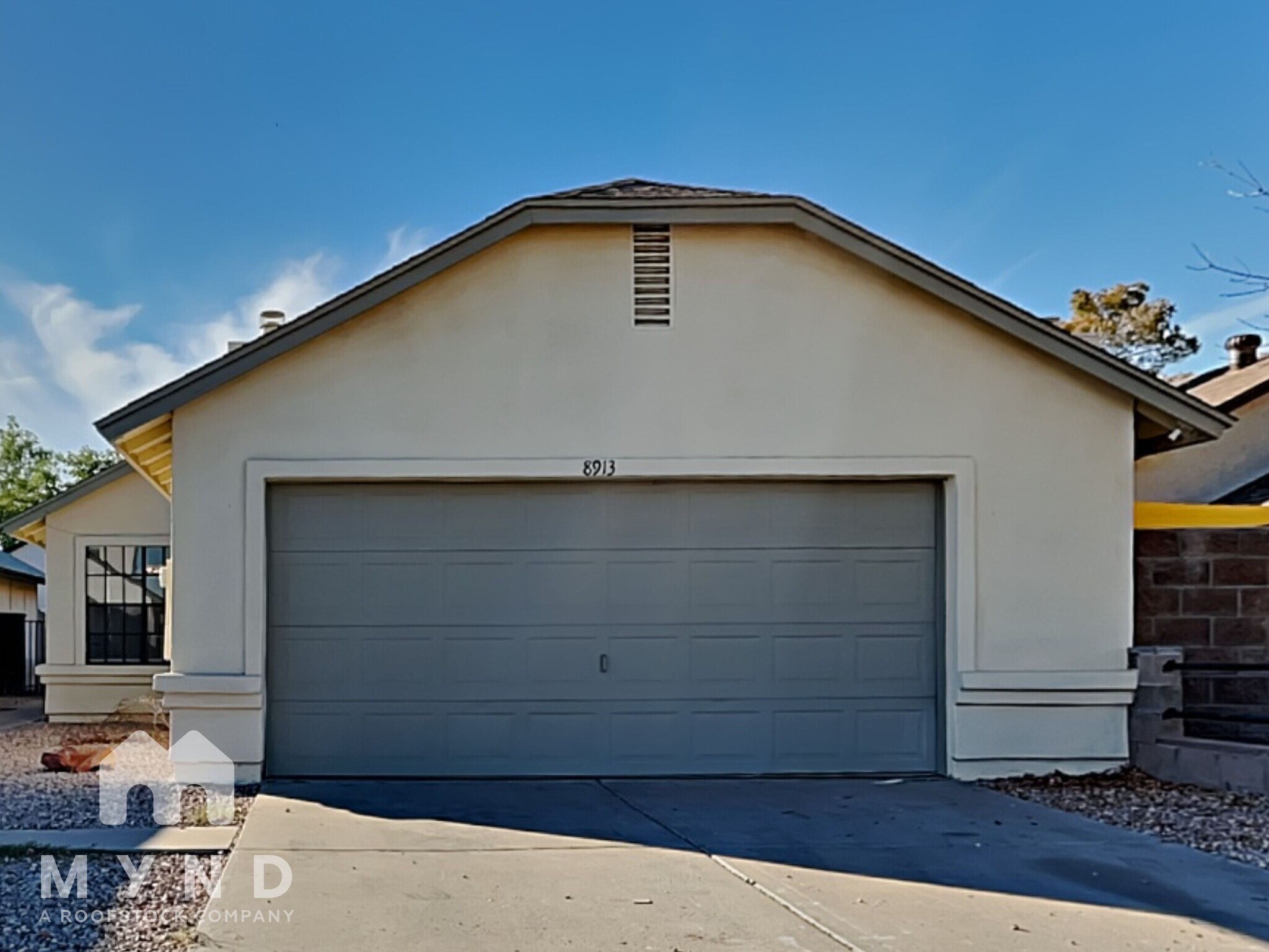 Building Photo - 8913 W Fairmount Ave