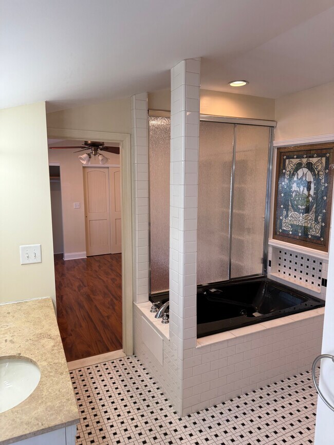 Building Photo - 1665 Central Ave