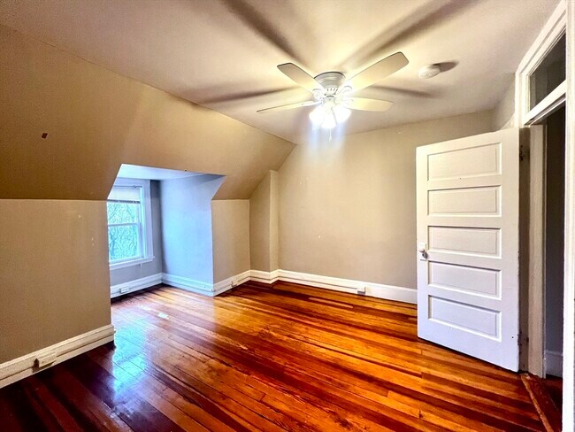 Building Photo - 20 Winslow Rd