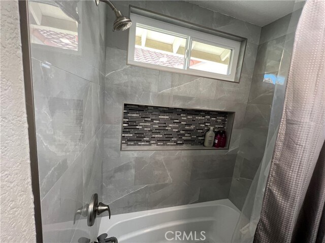 Building Photo - 17 Los Abitos