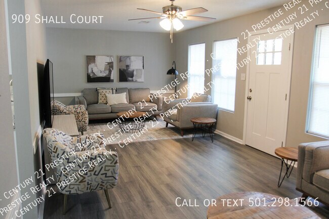 Building Photo - 909 Shall Ct