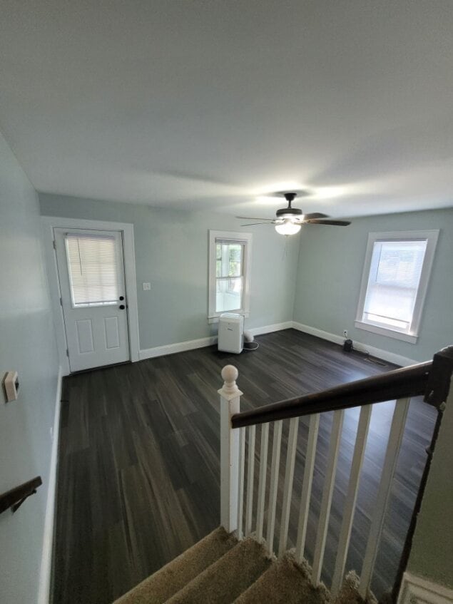 Building Photo - 121 W Main St