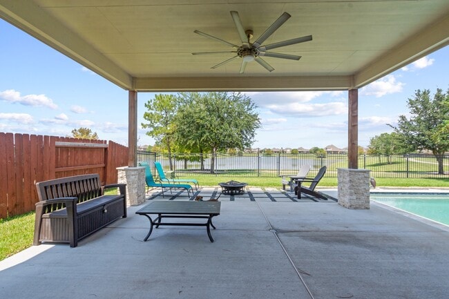 Building Photo - 20214 Parker Bend Ln