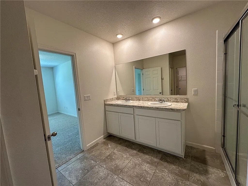 Building Photo - 4131 Keeson Cir