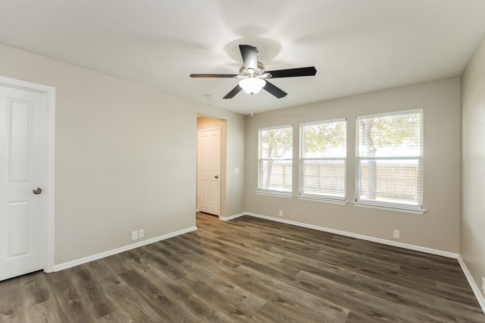 Building Photo - 3411 Maguey Trail