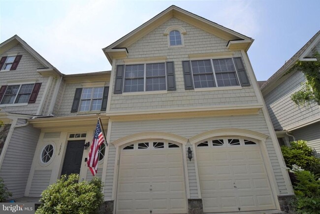 Building Photo - 16858 Panorama Dr