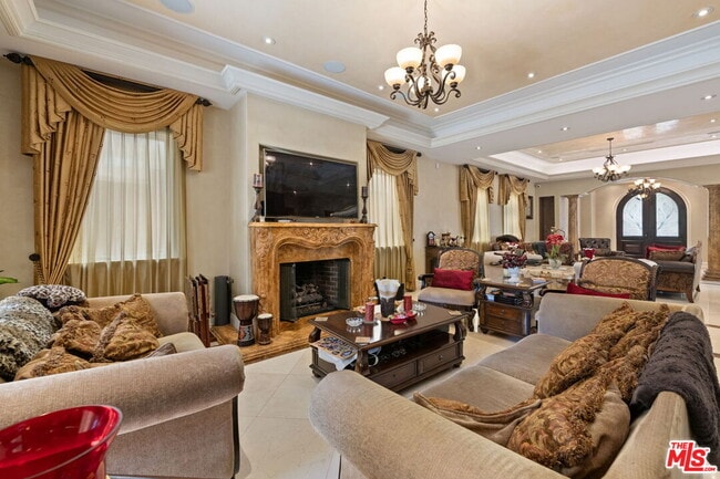 Building Photo - 2023 Parnell Ave