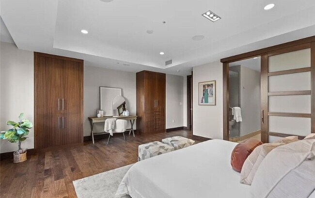 Building Photo - A Landmark Luxury Residence Above the City, Denver at Its Finest