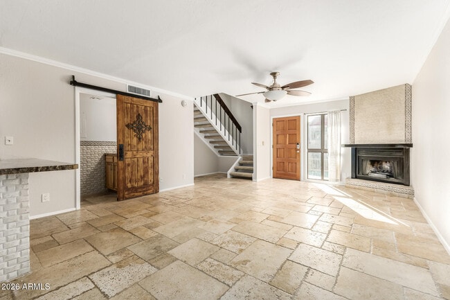 Building Photo - 1401 E Puget Ave