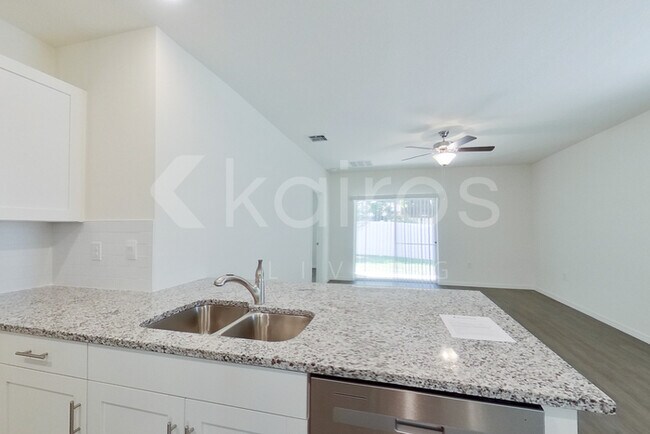 Building Photo - 32021 Katelin Cir