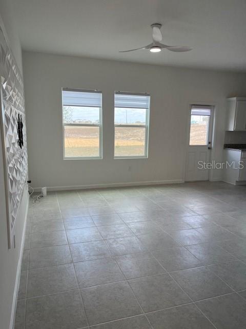Building Photo - 2504 Peony Pl