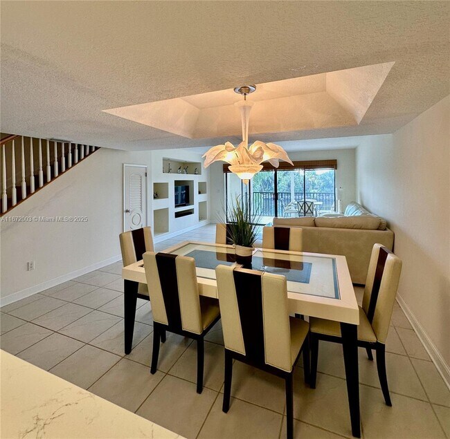 Building Photo - 240 Captains Walk