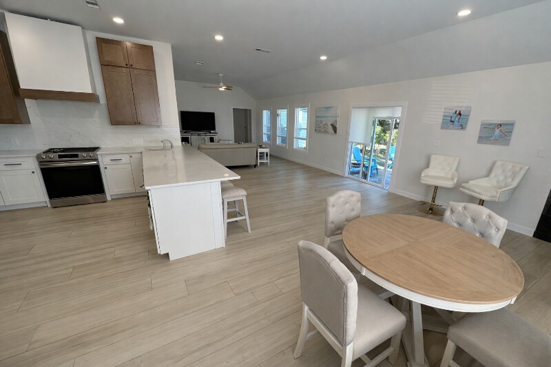 Building Photo - 178 Pelican Bay Dr