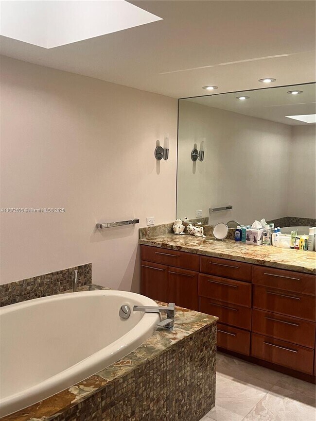 Building Photo - 19355 Turnberry Way