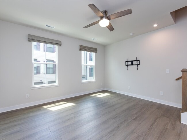 Building Photo - 413 Spearfield Ln