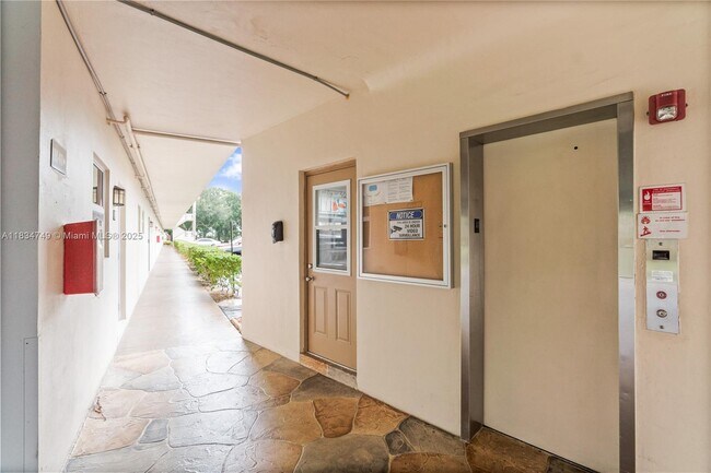 Building Photo - 3405 NW 48th Ave