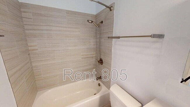 Building Photo - 334 Surfside Dr
