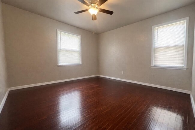 Building Photo - 1817 Breckenridge Dr